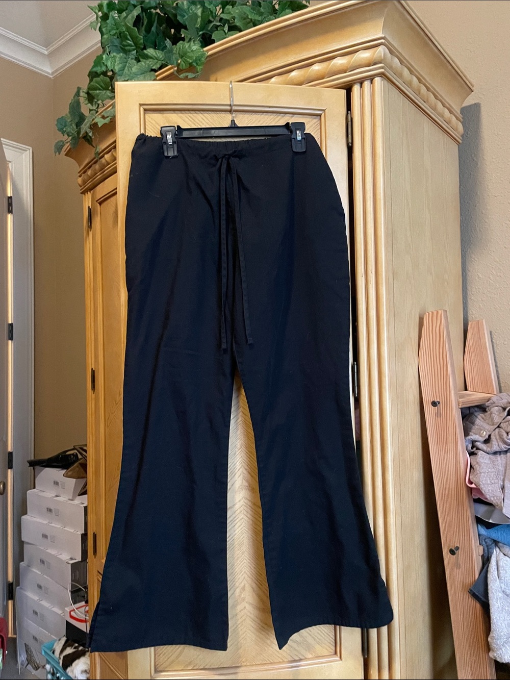Cherokee black scrub pants size medium